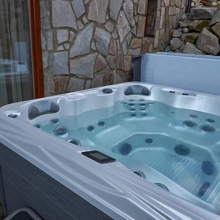 Jasna Centrum L - Free Jacuzzi & Sauna And Chopok View דירה דמנובסקה דולינה
